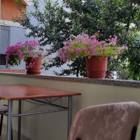 Aaa Apartment Μπεράτ Εξωτερικό φωτογραφία