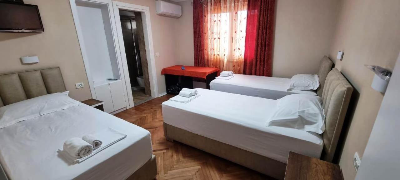 Aaa Apartment Μπεράτ Εξωτερικό φωτογραφία