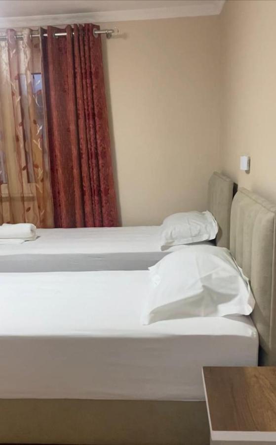 Aaa Apartment Μπεράτ Εξωτερικό φωτογραφία