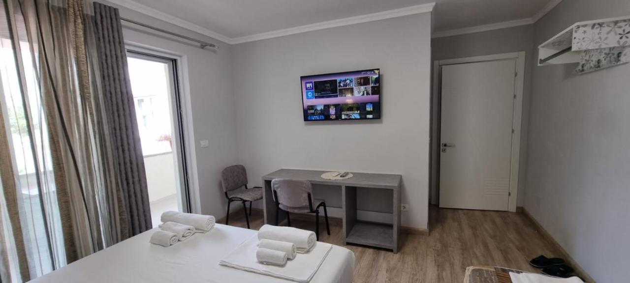 Aaa Apartment Μπεράτ Εξωτερικό φωτογραφία