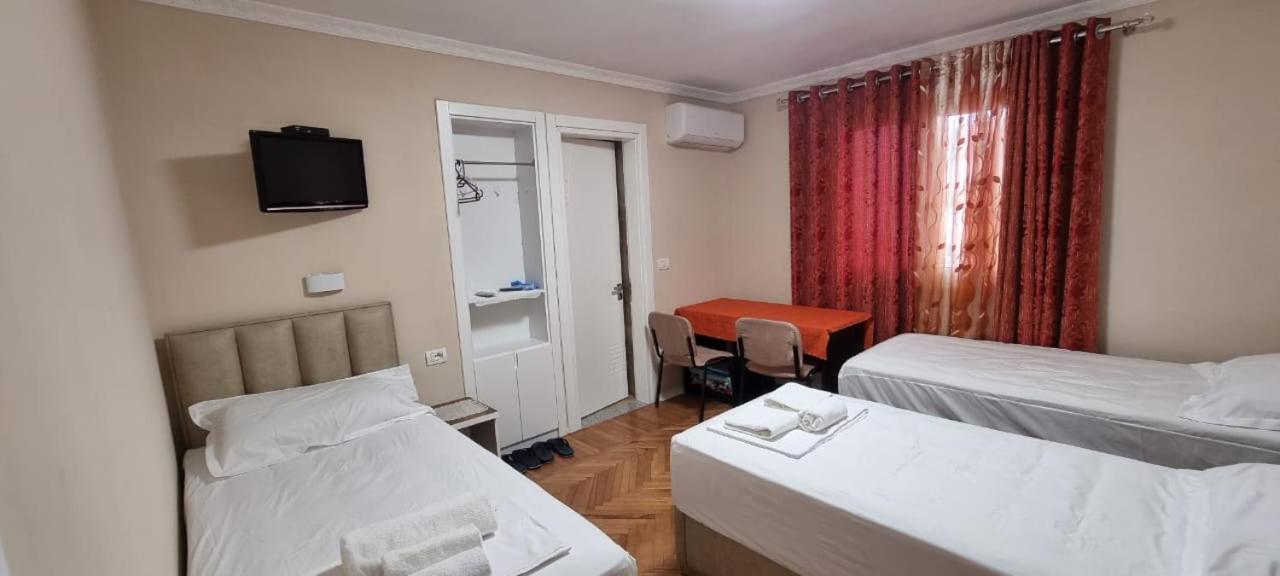 Aaa Apartment Μπεράτ Εξωτερικό φωτογραφία